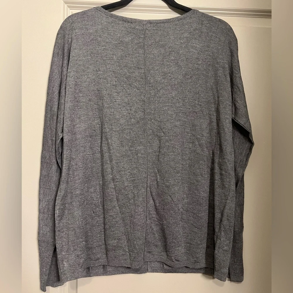 Banana Republic Factory Knit Sweater - Size Medium - Picture 4 of 6